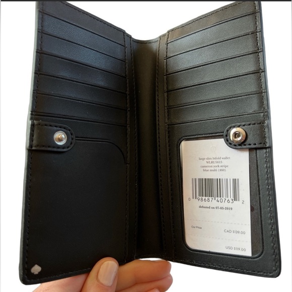 New with tag Kate Spade ♠️ large slim bifold wallet - Picture 4 of 6